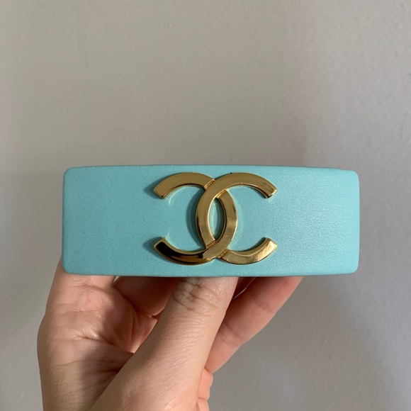 CHANEL Accessories - Chanel Hair Clip